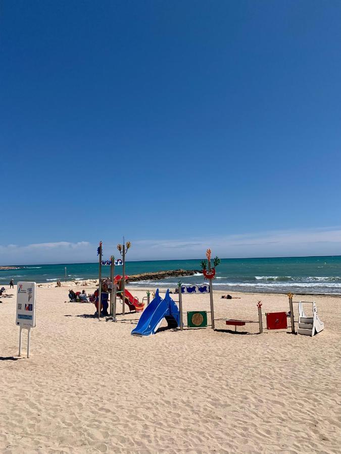 Sea View Apartment تورّيفيِخا المظهر الخارجي الصورة